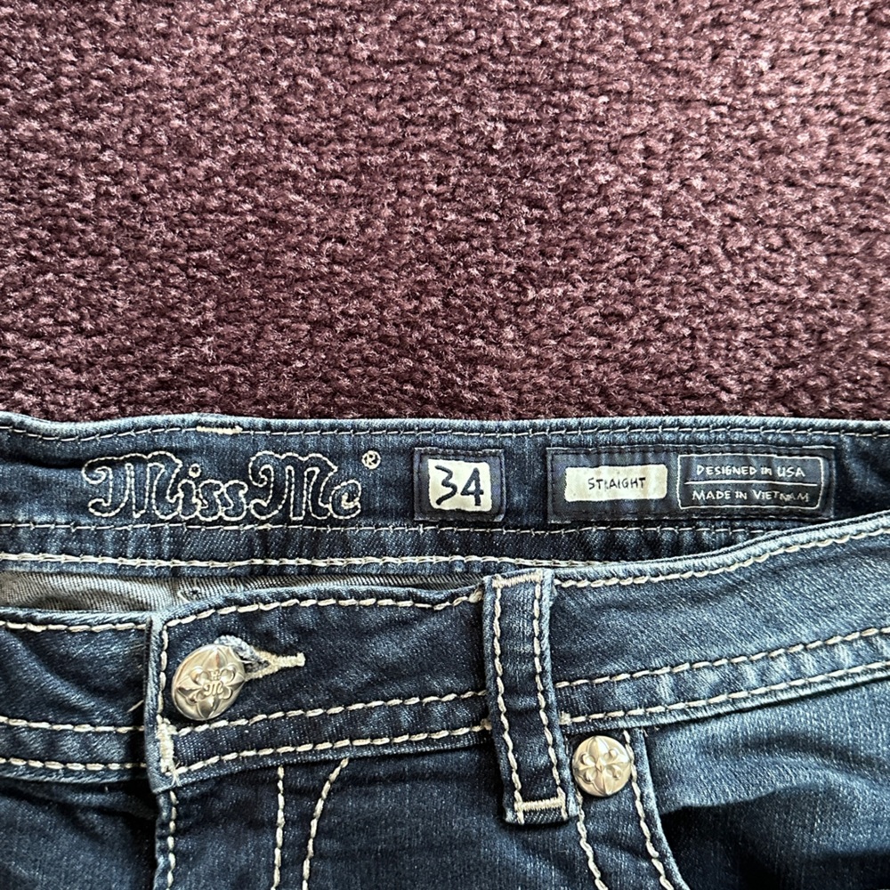 Miss Me Straight Jeans - Picture 4 of 5